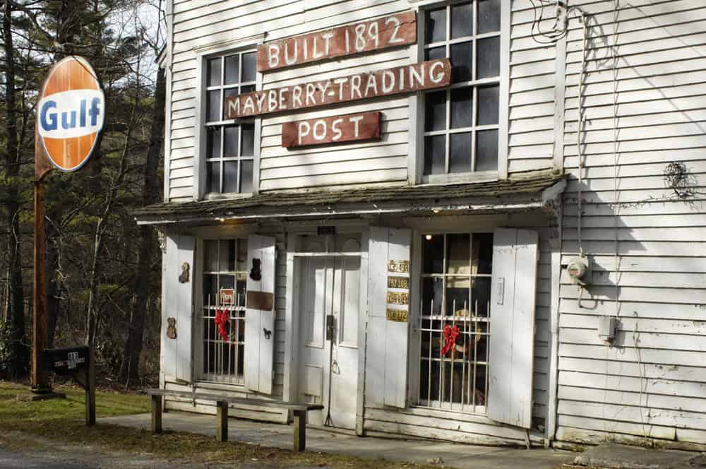 Front of Mayberry Trading Post with Gulf sign
