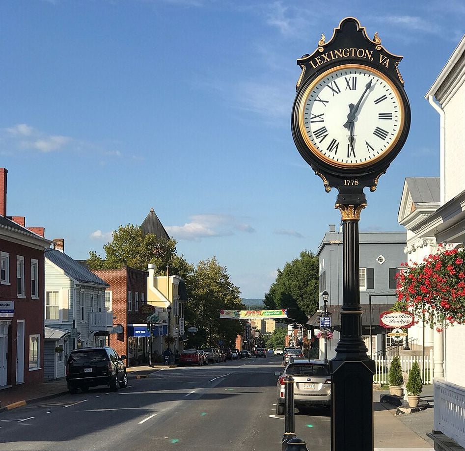 Downtown Lexington street scene reflecting the pace of modern daily life